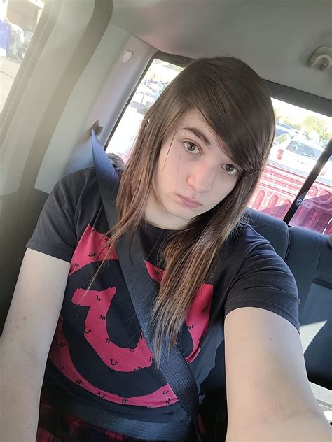 femboy car